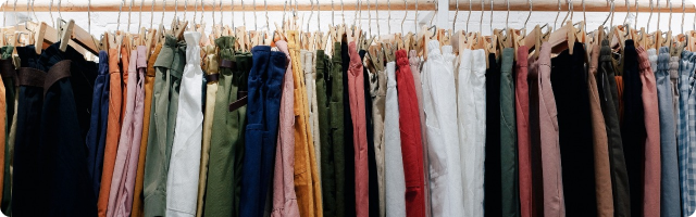 7 Best Sustainable Products For Shipping Clothes