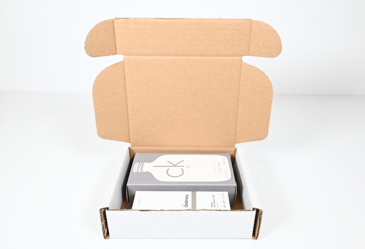 Image of White Postal Boxes - 152 x 127 x 44mm - 50 Boxes