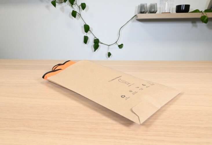 Paper Mailing Bags - Priory Elements EcoMailingBags™ - Letterbox Friendly - 300 x 190 x 25mm - Penguin Image 2