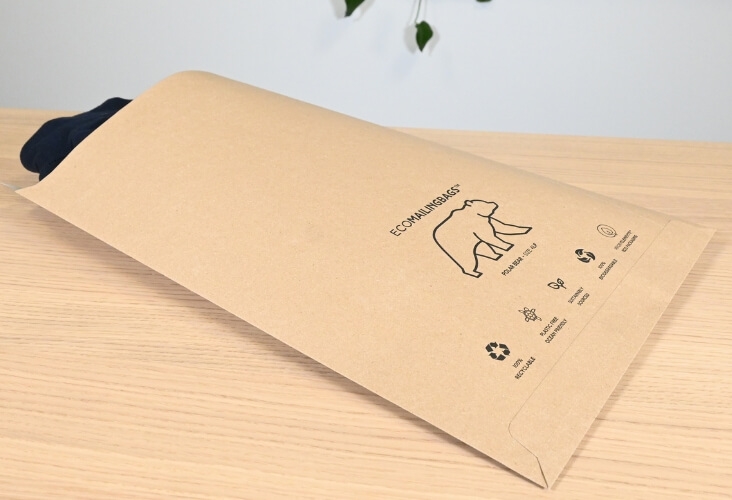 Paper Mailing Bags - Priory Elements EcoMailingBags™ - Letterbox Friendly - 430 x 290 x 25mm - Polar Bear Image 3