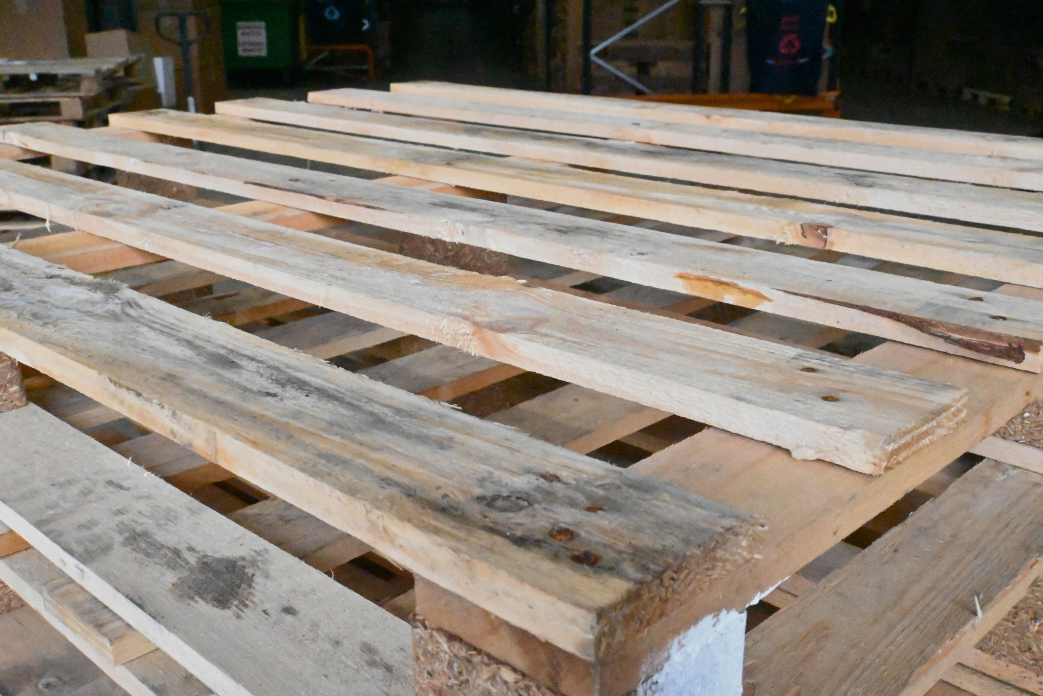 Used UK Pallets - Heat Treated Image 2