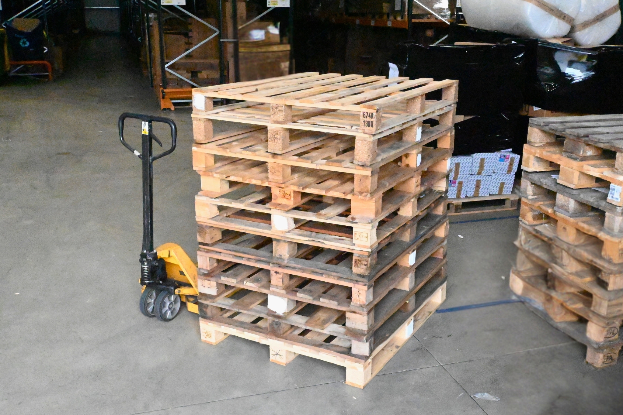 Used Euro Pallets - Heat Treated Image 2