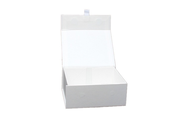 White Magnetic Gift Boxes - 140 x 120 x 60mm - 2