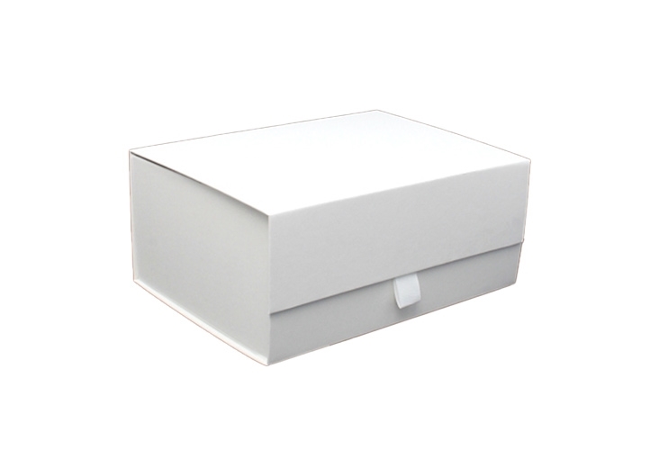 White Magnetic Gift Boxes - 220 x 160 x 95mm