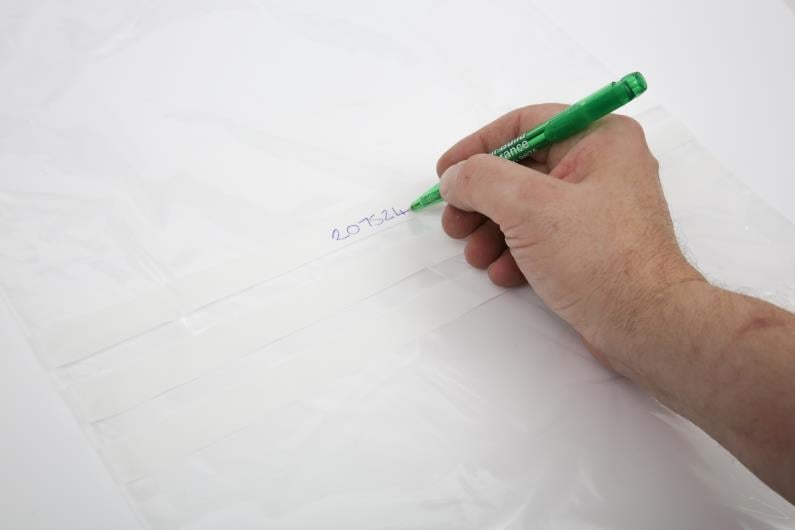 Polythene Grip Seal Bags with Write On Panels - Clear - 200x275mm - 3