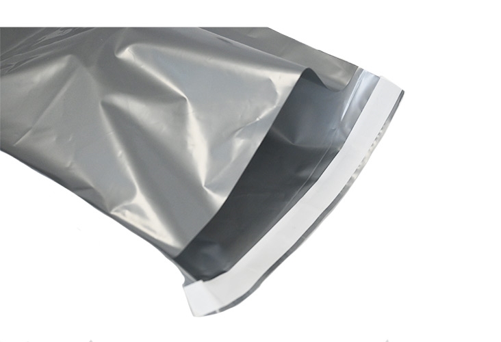 230 x 325mm Silver Mailing Bags - Mix & Match Discounts