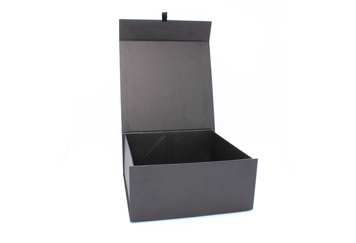 Black Magnetic Gift Boxes - 250 x 250 x 120mm Image 2