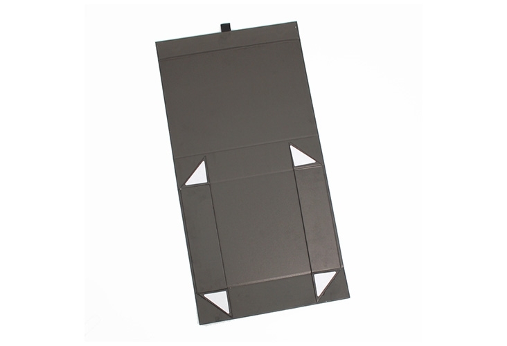 Black Magnetic Gift Boxes - 310 x 220 x 65mm Image 4